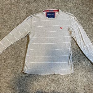 American eagle vintage fit Men’s top Long sleeve size S gray